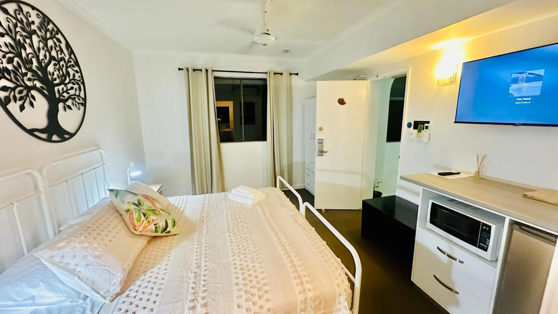 Sunbird Suite In Palm Cove 0*,